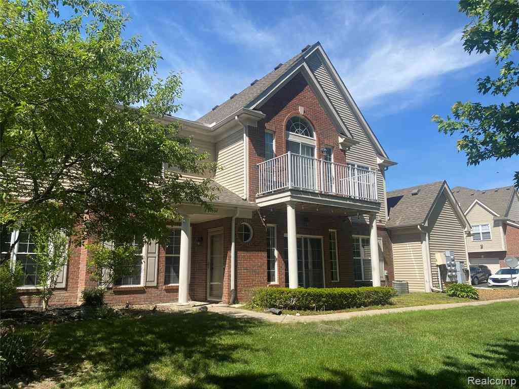 Condo For Sale - 34558 Northrup Drive   #8<br/> Chesterfield, MI 48047