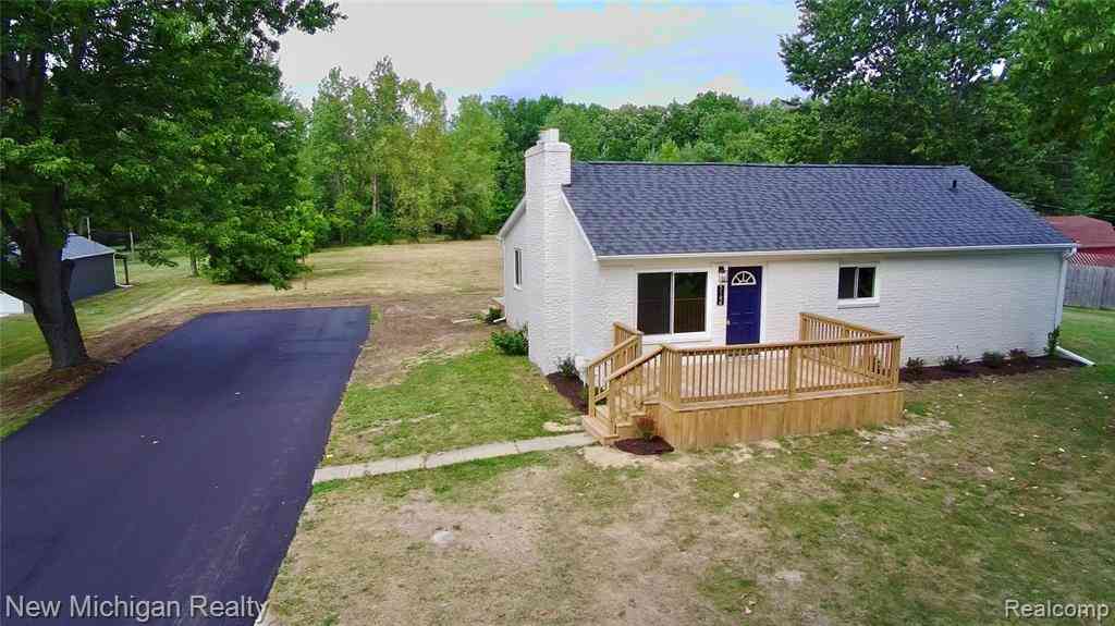 Homes For Sale - 5184 W Carpenter Road <br/> Flint, MI 48504
