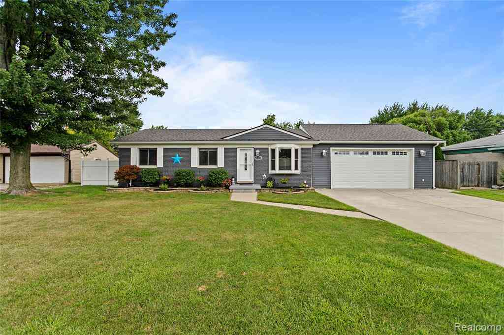 Homes For Sale - 27311 Wyly Street <br/> Chesterfield, MI 48047