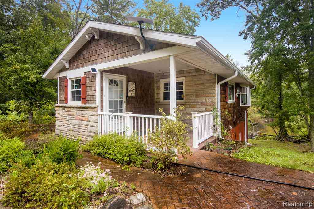 Homes For Sale - 2263 Spartan Lane <br/> Baldwin, MI 49304