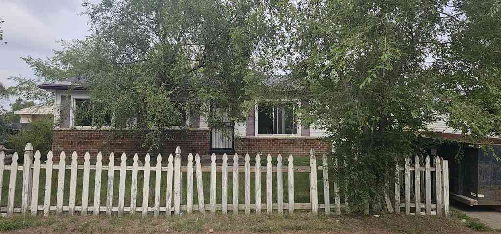 Homes For Sale - 1327 Andrea Street <br/> Washtenaw County, Ypsilanti, MI 48198