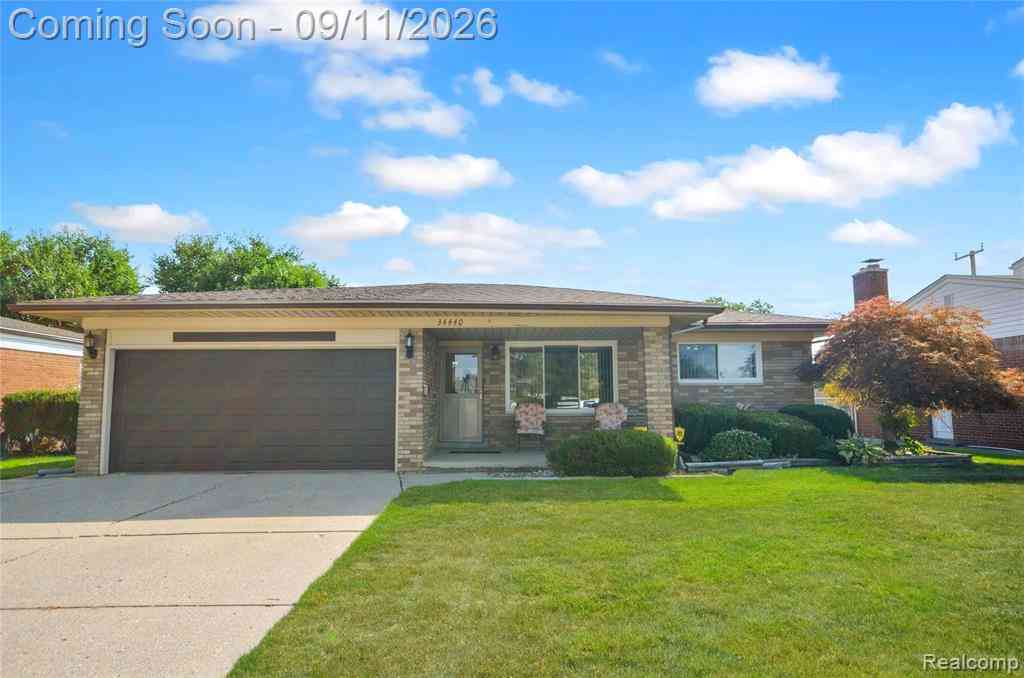 Homes For Sale - 34440 Amsterdam Drive <br/> Sterling Heights, MI 48312