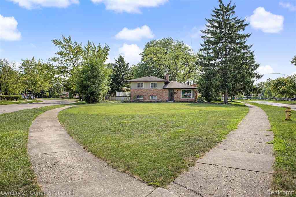 Homes For Sale - 30633 Gladys Avenue <br/> Westland, MI 48185