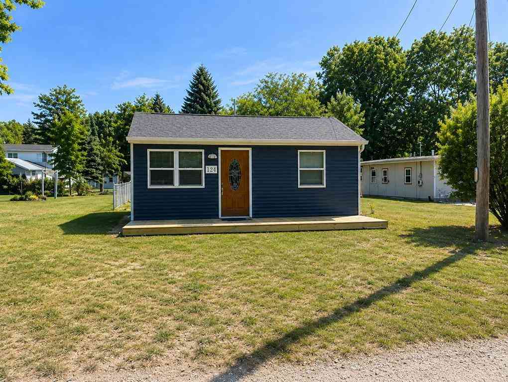 Homes For Sale - 124 N Wheeler  <br/> Oscoda, MI 48750