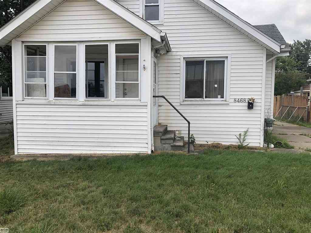 Homes For Sale - 8468 Studebaker Avenue <br/> Warren, MI 48089