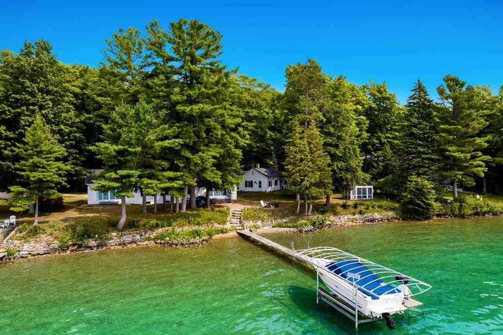 Homes For Sale - 7356 SE Torch Lake Drive <br/> Alden, MI 49612