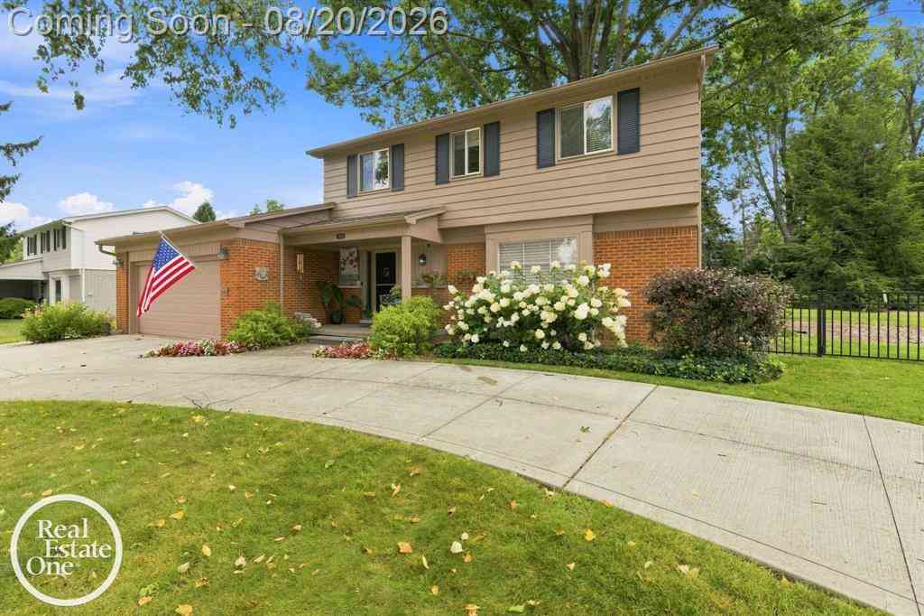 Homes For Sale - 38308 Hidden Lane <br/> Clinton Township, MI 48036