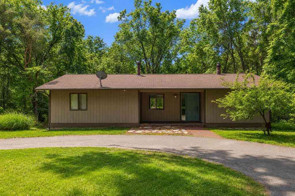 Homes For Sale - 4736 Burton Street Se SE<br/> Kentwood, MI 49546