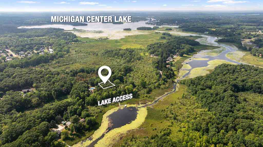 Homes For Sale - 3 Peninsula Drive <br/> Jackson, MI 49201