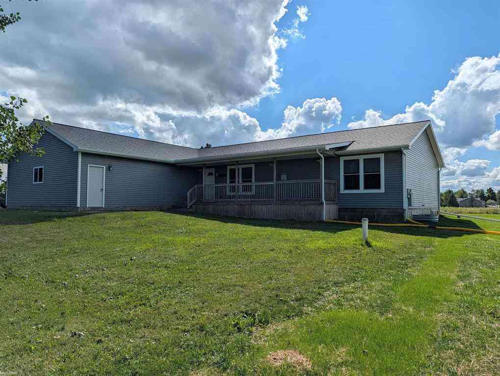 Homes For Sale - 2017 Fox Rd Road <br/> Wales, MI 48027