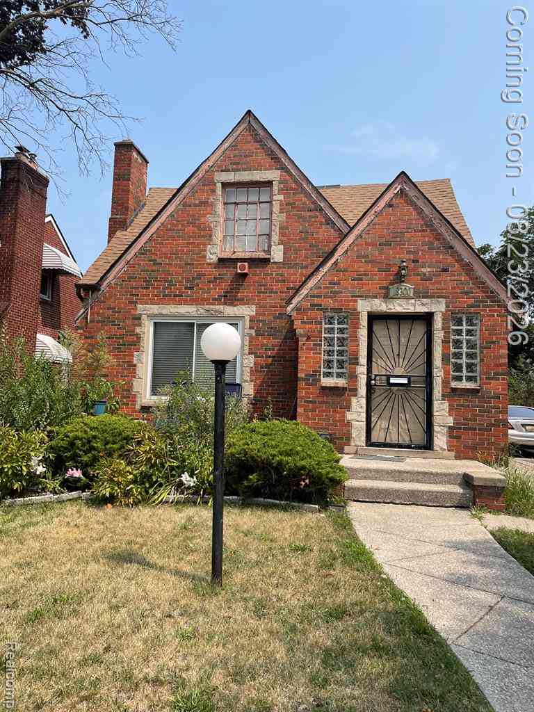 Homes For Sale - 18300 Robson Street <br/> Detroit, MI 48235