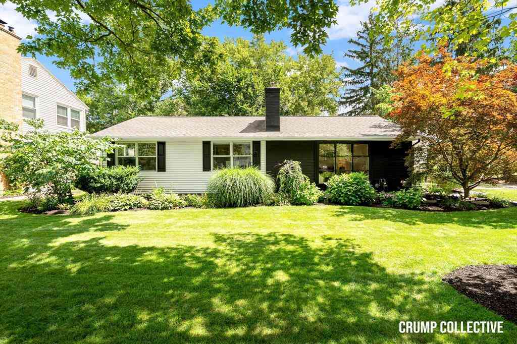 Homes For Sale - 1050 San Jose Drive Se SE<br/> Kent County, East Grand Rapids, MI 49506