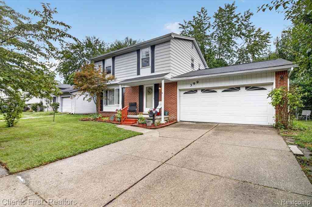 Homes For Sale - 399 Surrey Heights <br/> Wayne County, Westland, MI 48186