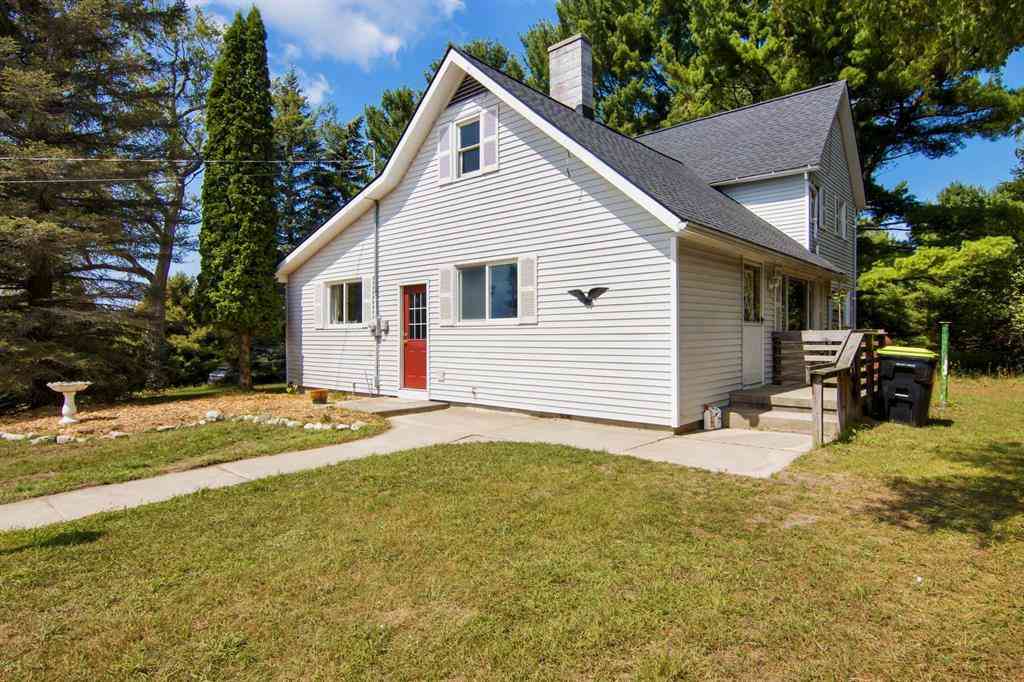 Homes For Sale - 7726 Peebles Road <br/> Central Lake, MI 49622