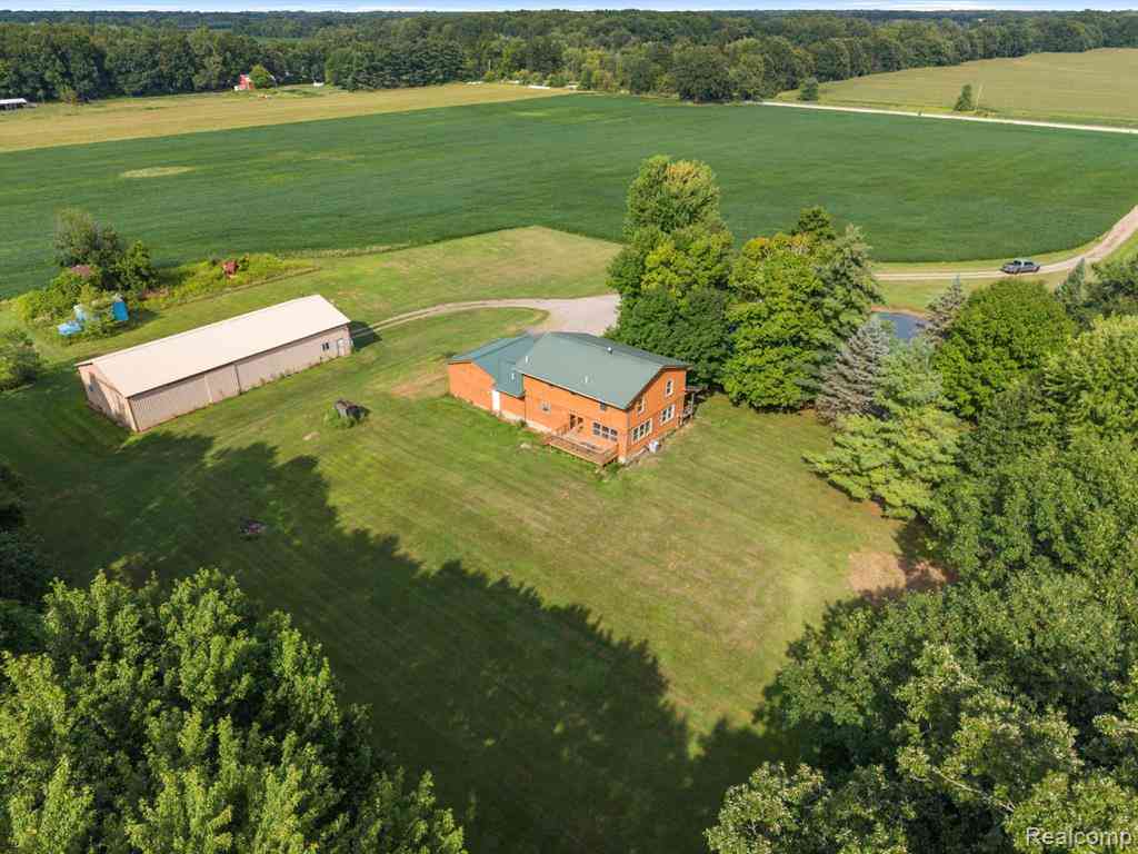 Homes For Sale - 76565 Mcfadden Road <br/> Armada, MI 48005