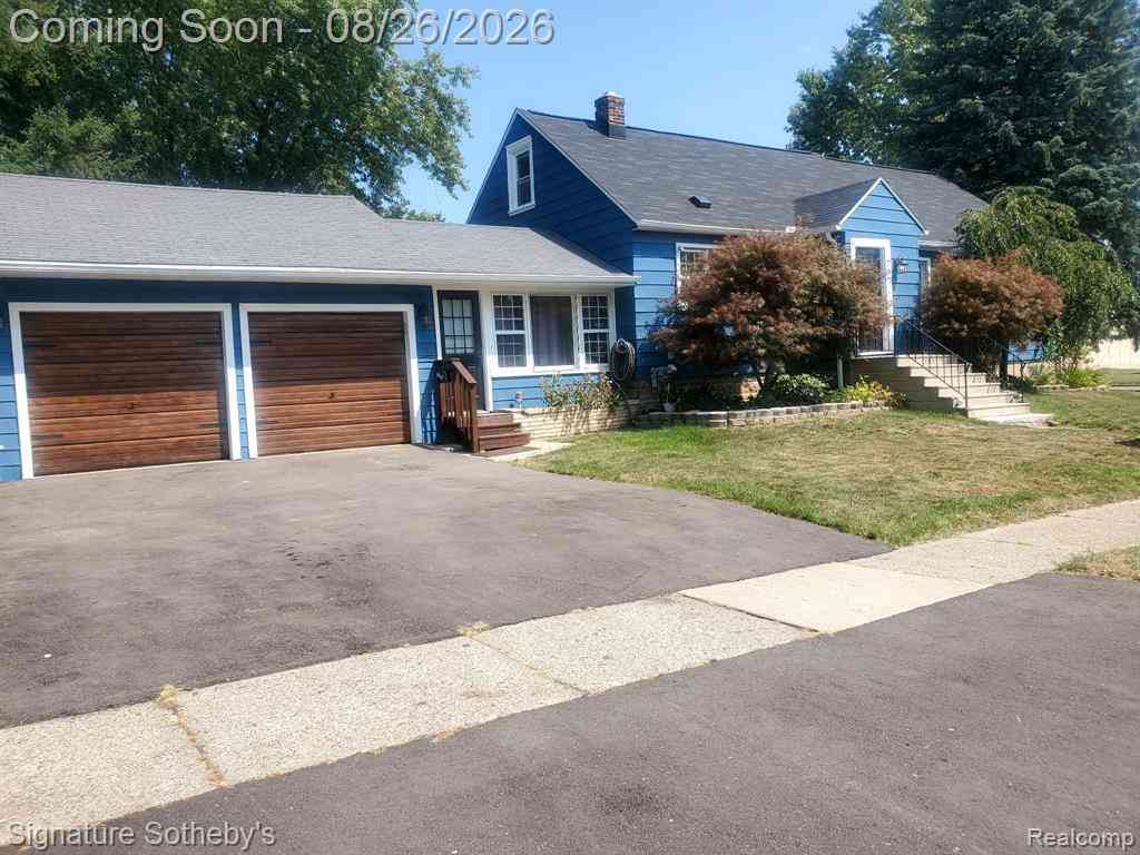 Homes For Sale - 797 E Beverly Avenue N N<br/> Pontiac, MI 48340
