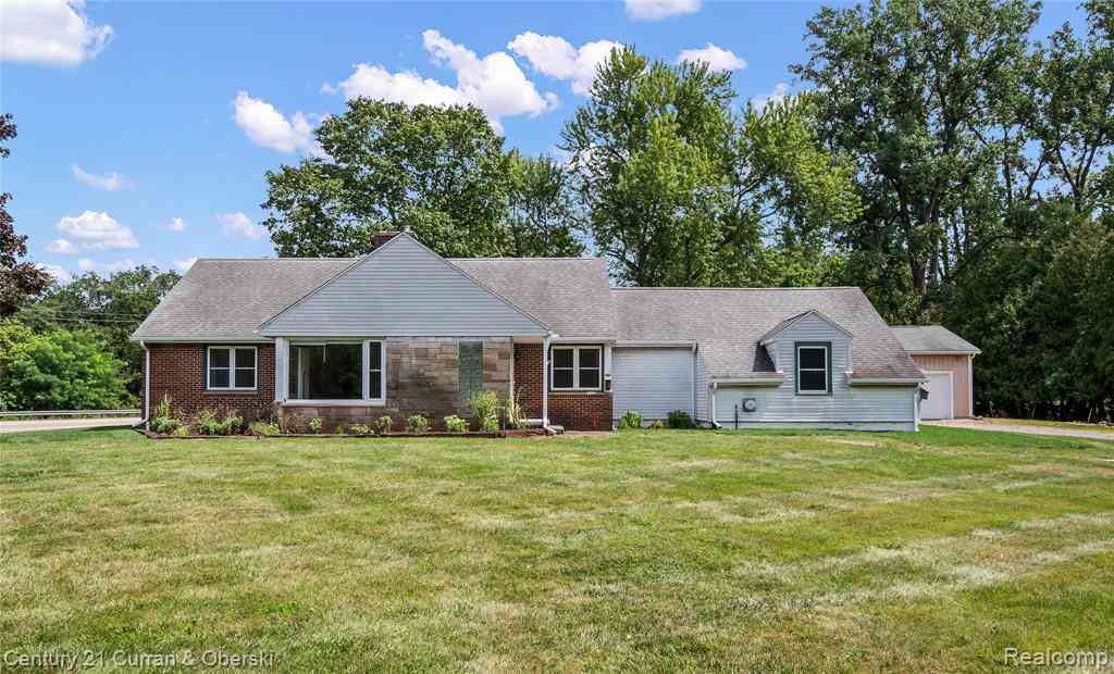 Homes For Sale - 901 City Road <br/> Washtenaw County, Manchester, MI 48158