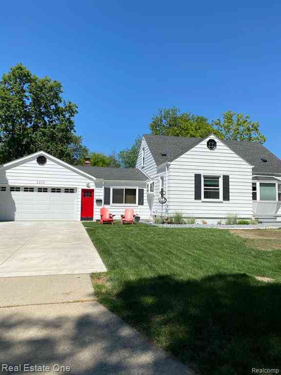Homes For Sale - 2075 Deering Street <br/> Wayne County, Garden City, MI 48135