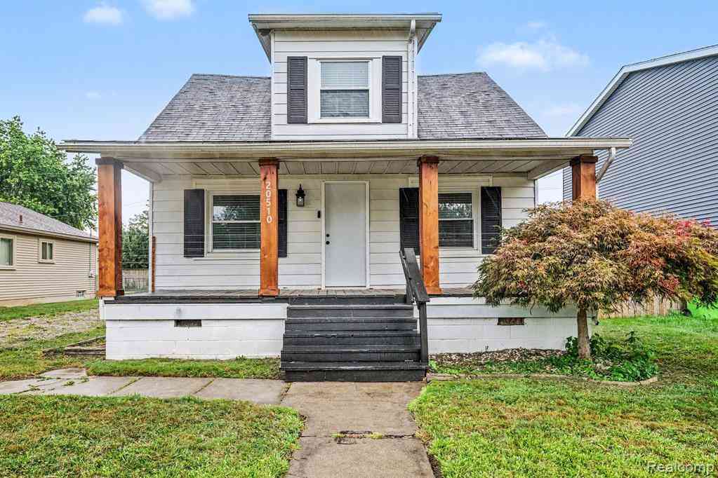 Homes For Sale - 20510 Broadacres Street <br/> Clinton Twp, MI 48035