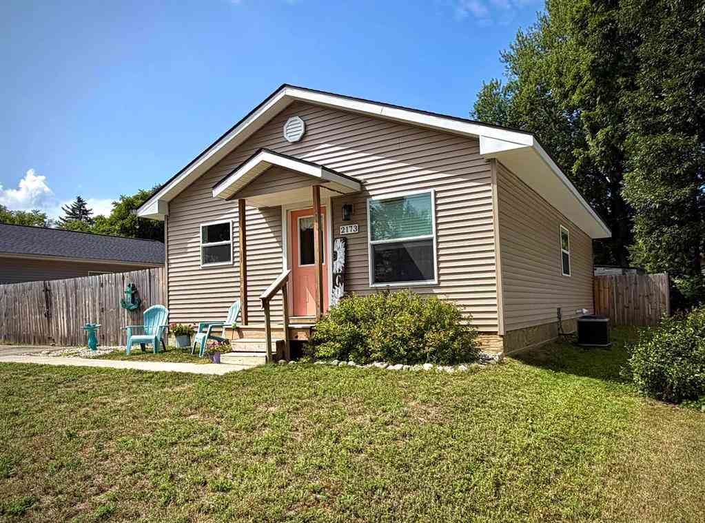 Homes For Sale - 2173 West Street <br/> Central Lake, MI 49622