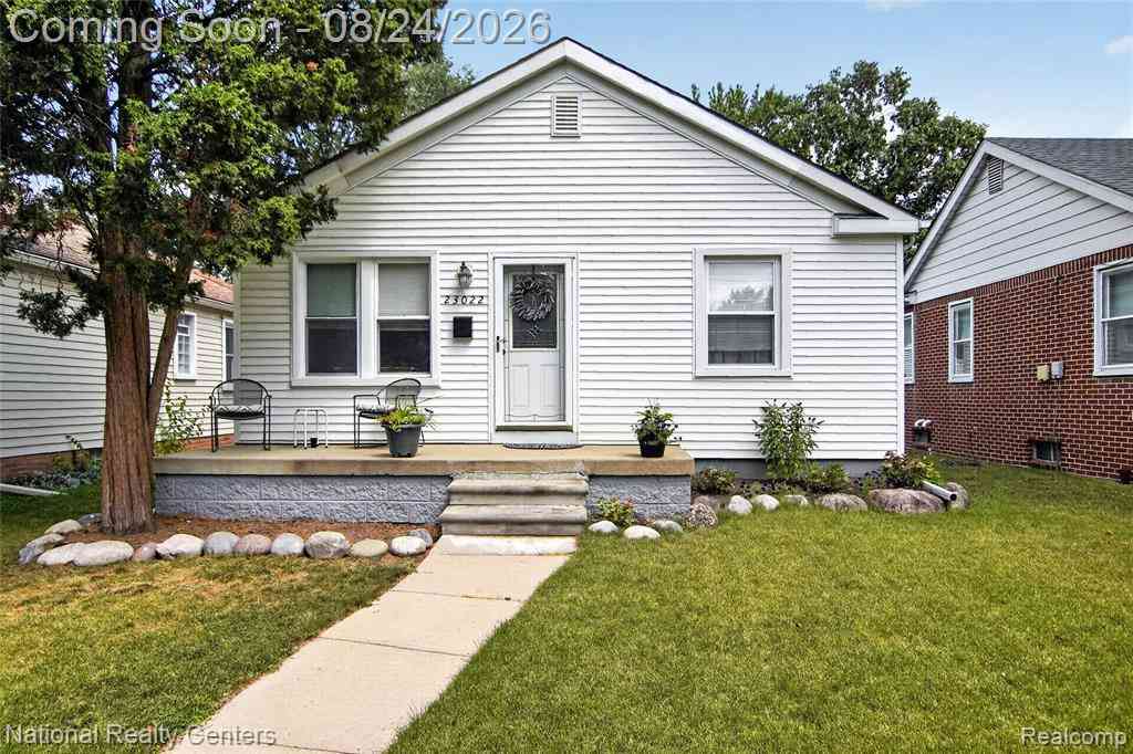 Homes For Sale - 23022 Cleveland Street <br/> Wayne County, Dearborn, MI 48124