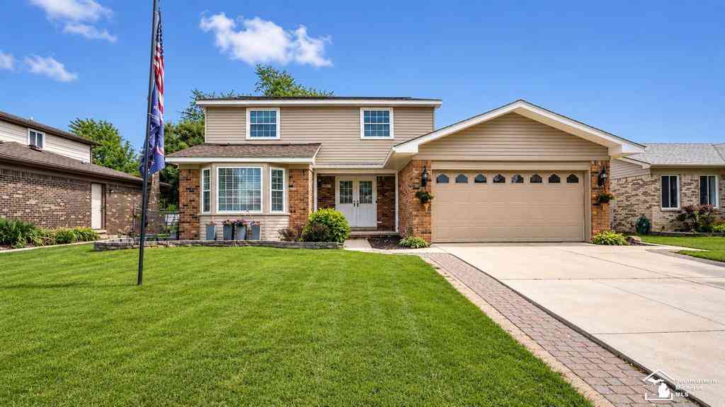 Homes For Sale - 19511 Wherle Drive <br/> Wayne County, Brownstown, MI 48193
