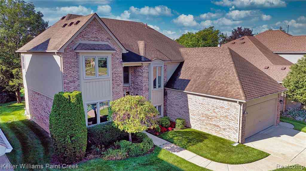 Homes For Sale - 15792 Constitution Drive <br/> Macomb County, Macomb, MI 48044