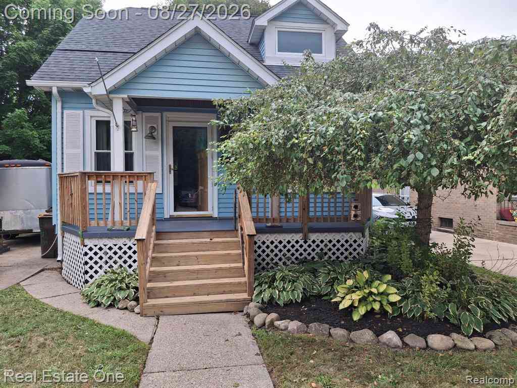 Homes For Sale - 35331 Elm Street <br/> Wayne County, Wayne, MI 48184