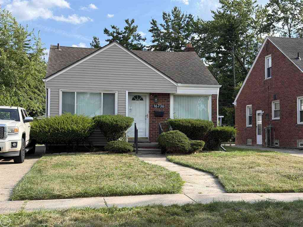 Homes For Sale - 16736 Veronica Street <br/> Macomb County, Eastpointe, MI 48021
