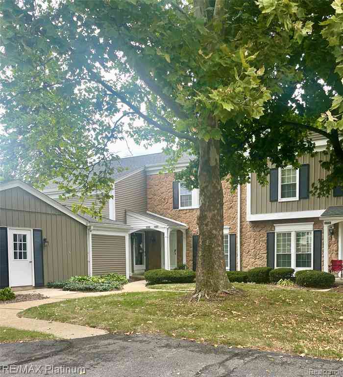 Condo For Sale - 2612 E Williamsburg Circle N N<br/> Auburn Hills, MI 48326