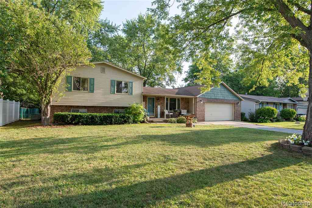 Homes For Sale - 4395 Regency Road <br/> Genesee County, Swartz Creek, MI 48473