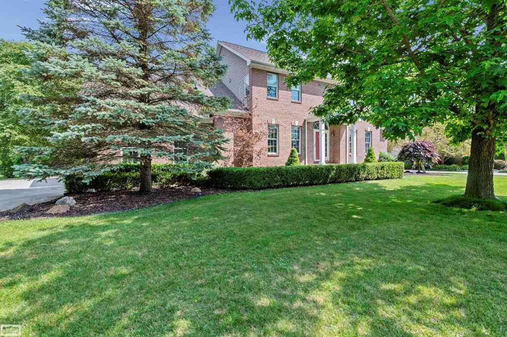 Homes For Sale - 3276 Shorewood Avenue <br/> Fort Gratiot, MI 48060
