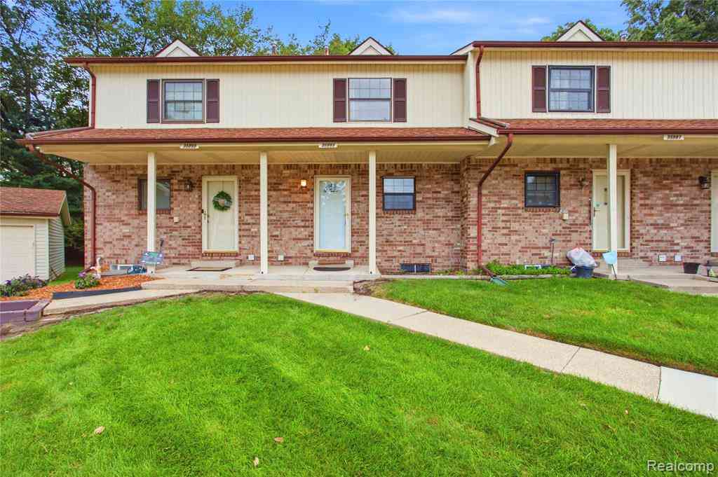 Condo For Sale - 35893 Castlewood Court <br/> Wayne County, Westland, MI 48185