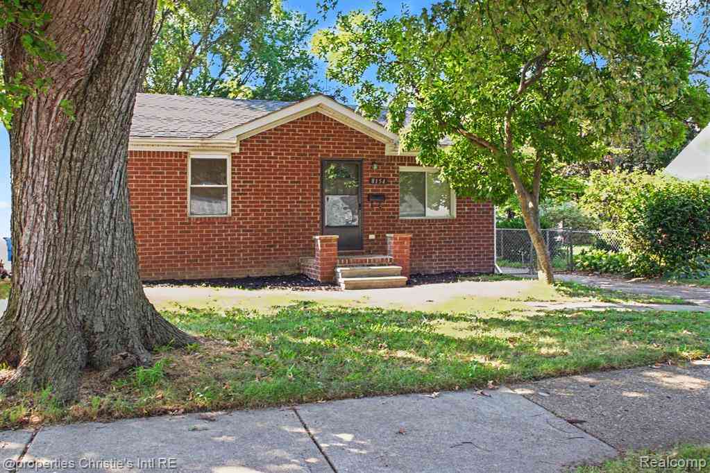 Homes For Sale - 8154 Prospect Avenue <br/> Macomb County, Warren, MI 48089