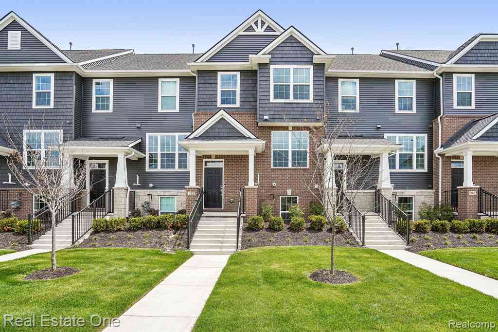 Condo For Sale - 352 N Sydney Court <br/> Wayne County, Plymouth, MI 48170