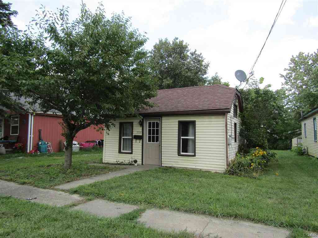Homes For Sale - 741 Oak Street <br/> Adrian, MI 49221