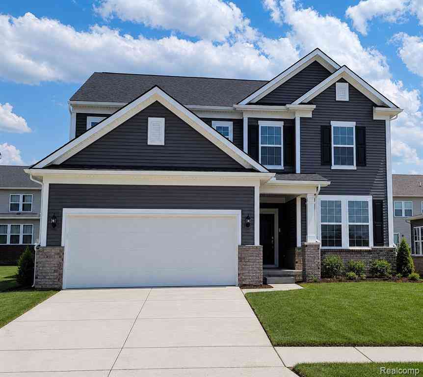 Homes For Sale - 693 Gretchen Lane <br/> Saline, MI 48176