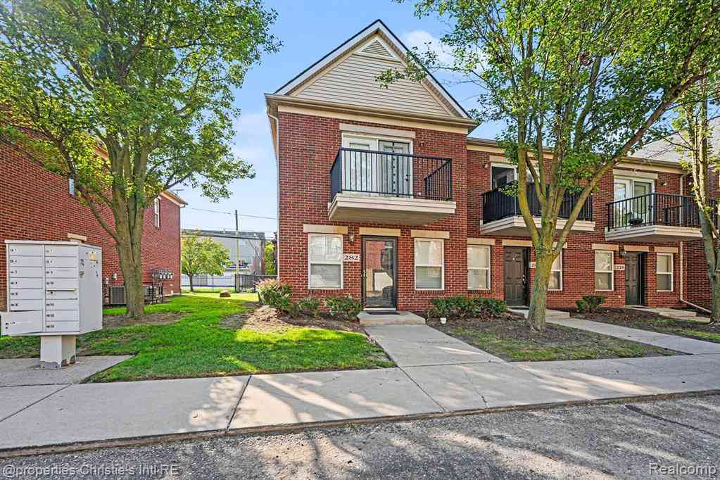 Condo For Sale - 282 E Palmer Street <br/> Wayne County, Detroit, MI 48202