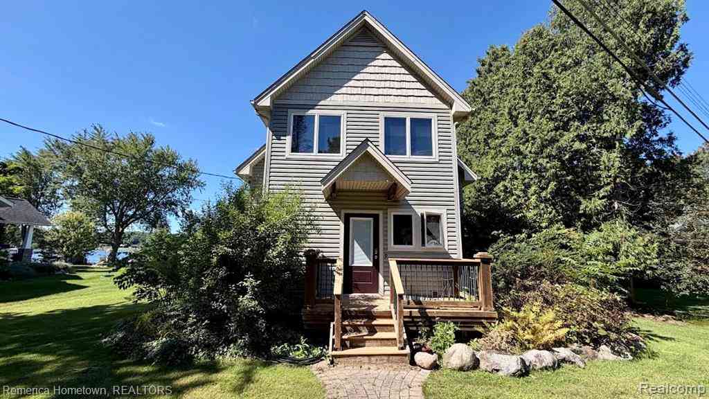 Homes For Sale - 5737 Mabley Hill Road <br/> Fenton, MI 48430