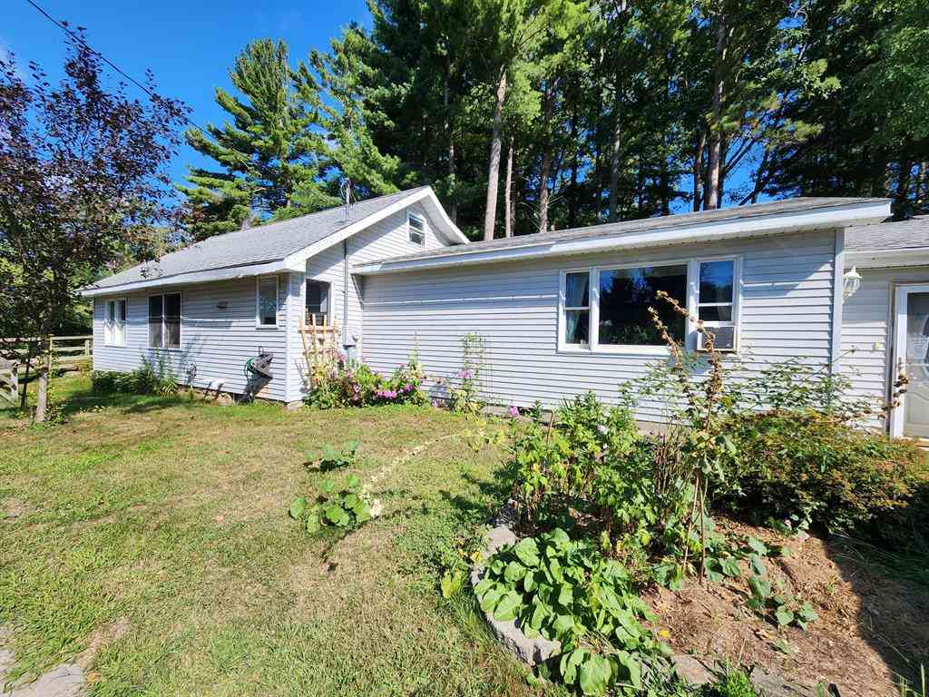 Homes For Sale - 347 W Foss Avenue <br/> White Cloud, MI 49349