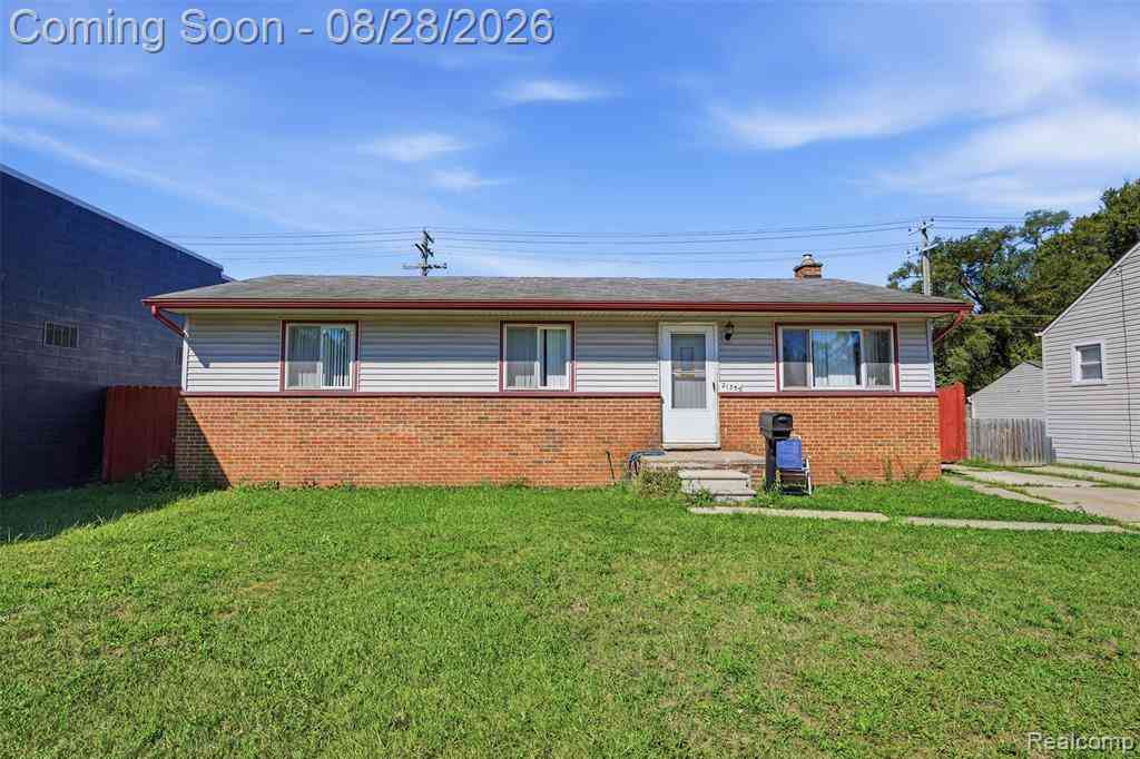 Homes For Sale - 21353 Waltham Road <br/> Warren, MI 48089