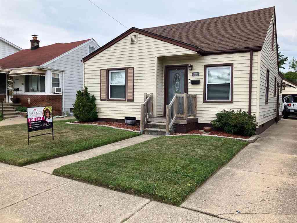 Homes For Sale - 17840 Tennyson Street <br/> Roseville, MI 48066