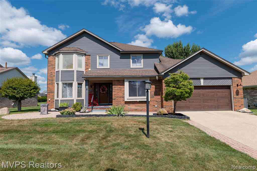 Homes For Sale - 2147 Hidden Trail Drive <br/> Sterling Heights, MI 48314