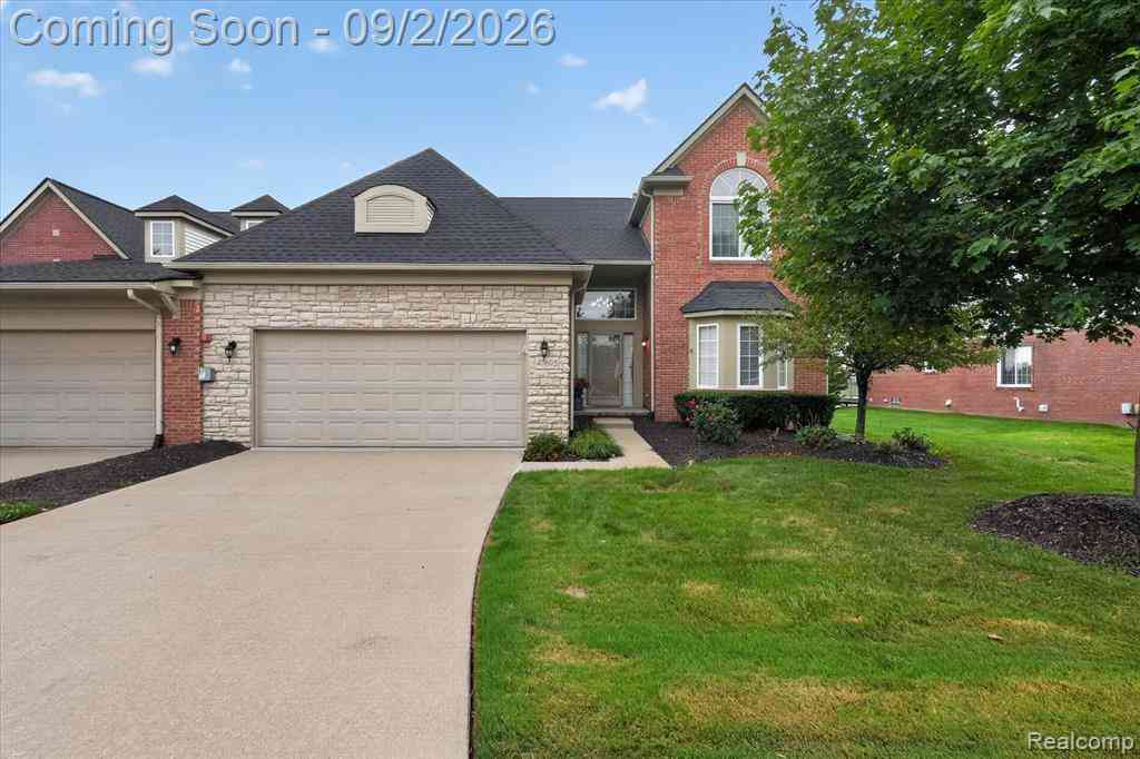 Condo For Sale - 47693 Vistas Circle Drive S S #89<br/> Wayne County, Canton, MI 48188