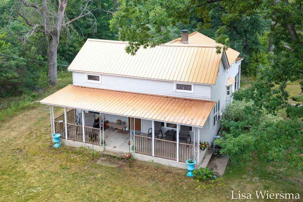 Homes For Sale - 4393 E 8th Street <br/> White Cloud, MI 49349
