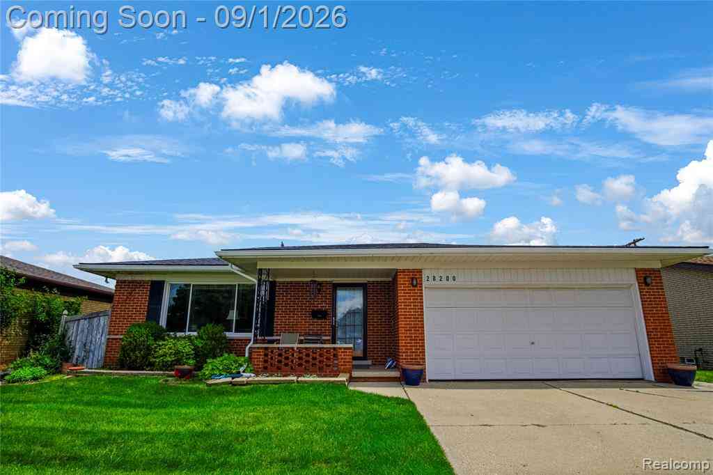 Homes For Sale - 28200 Newland Drive <br/> Warren, MI 48093