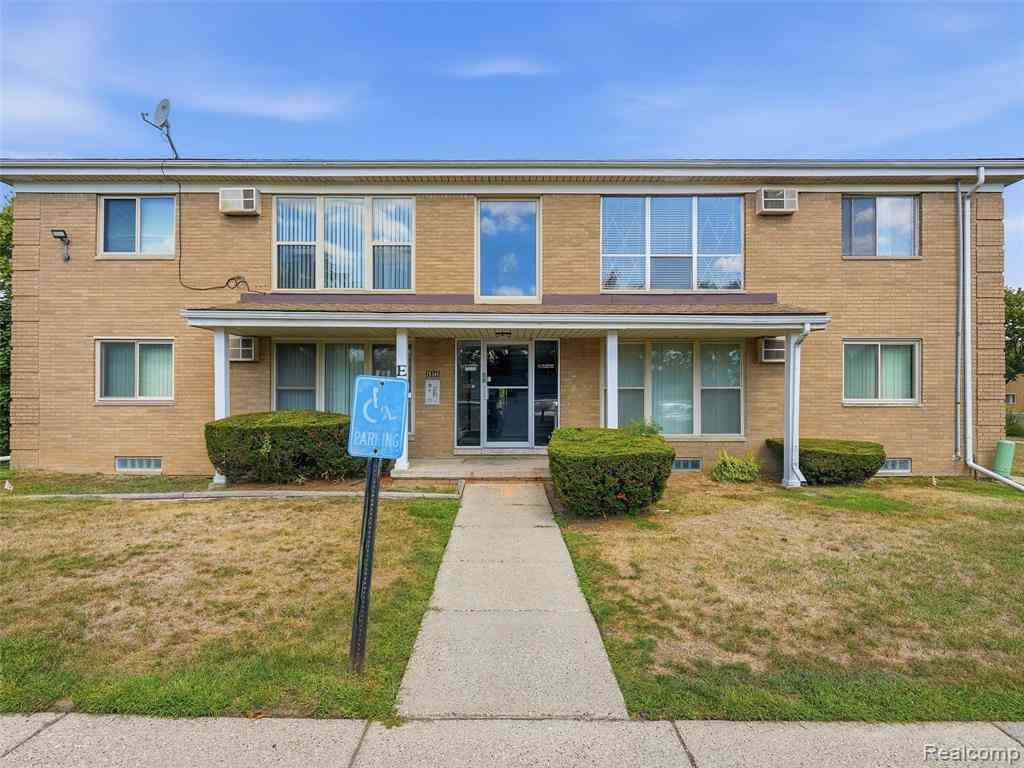 Condo For Sale - 26345 W 7 Mile Road  #229<br/> Wayne County, Redford, MI 48240