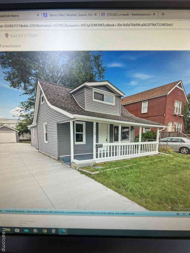 Homes For Sale - 23449 Carlisle Avenue <br/> Oakland County, Hazel Park, MI 48030