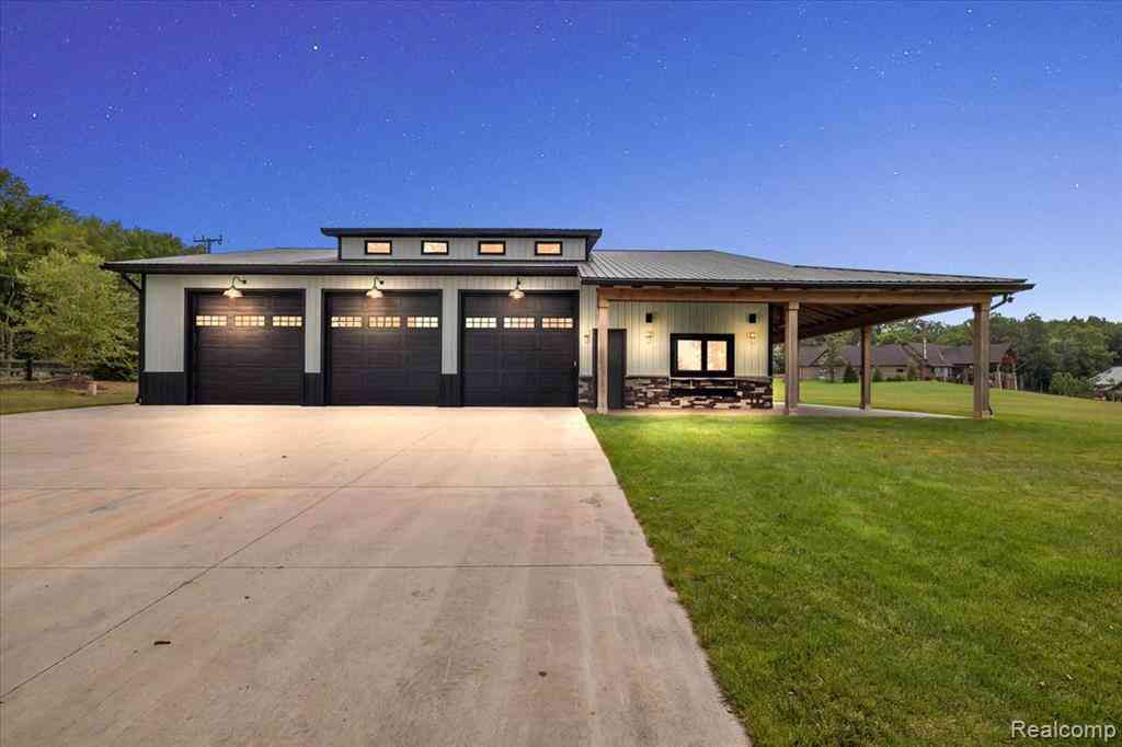 Homes For Sale - 3697 Mitchell Road <br/> Lapeer County, Lapeer, MI 48446