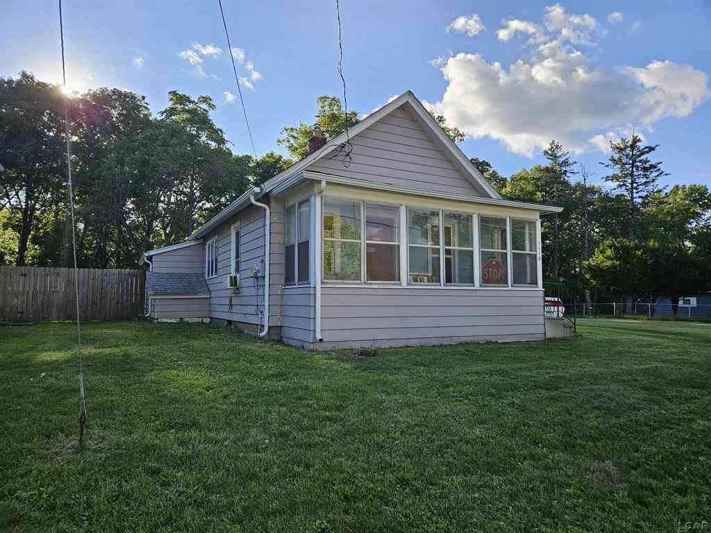 Homes For Sale - 1118 Walker Street <br/> Jackson, MI 49202